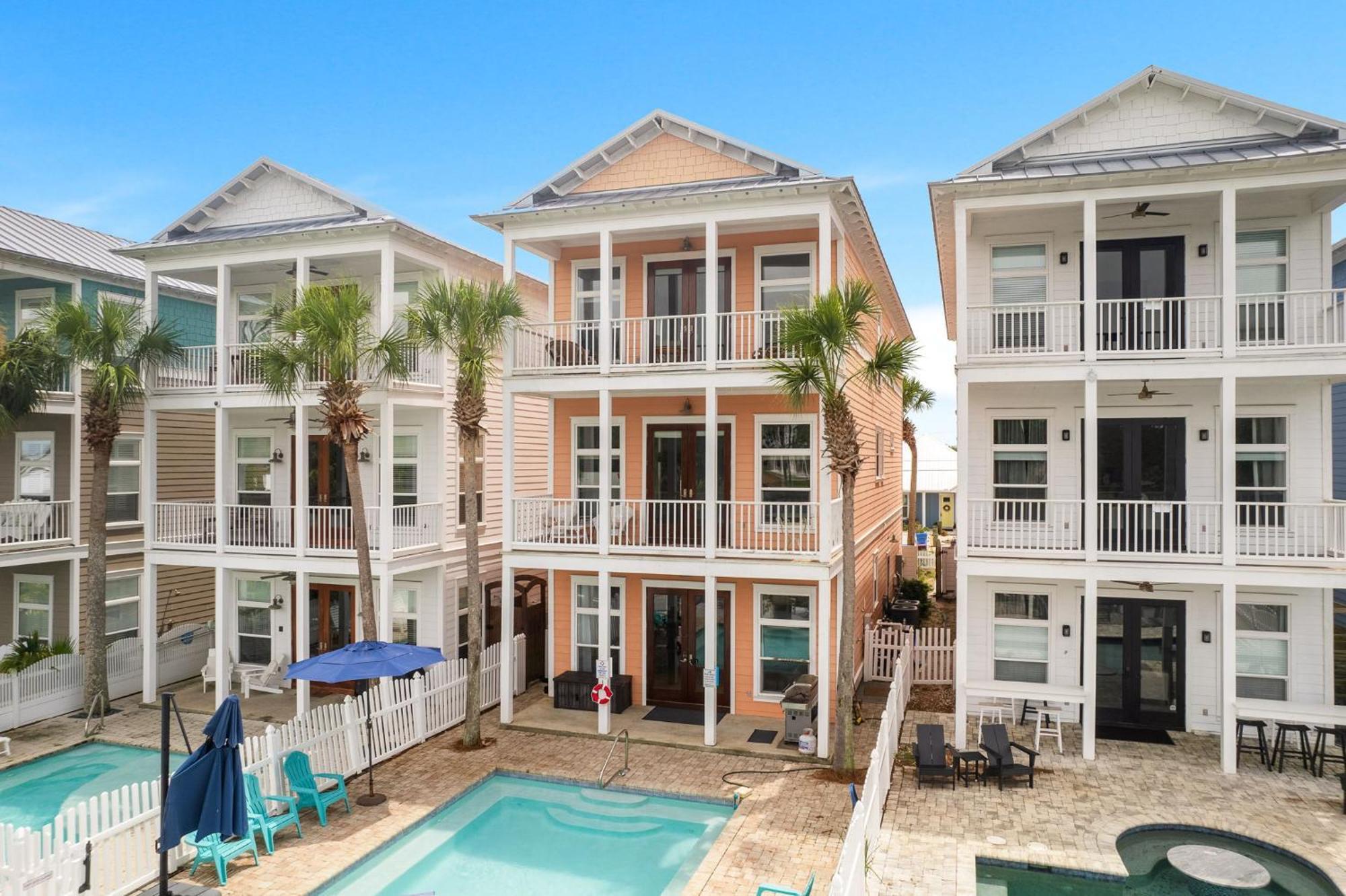 Holiday home Bay Getaway! Bayfront 4br 4ba House Sleeps 12 Private Pool Boat Dock *
