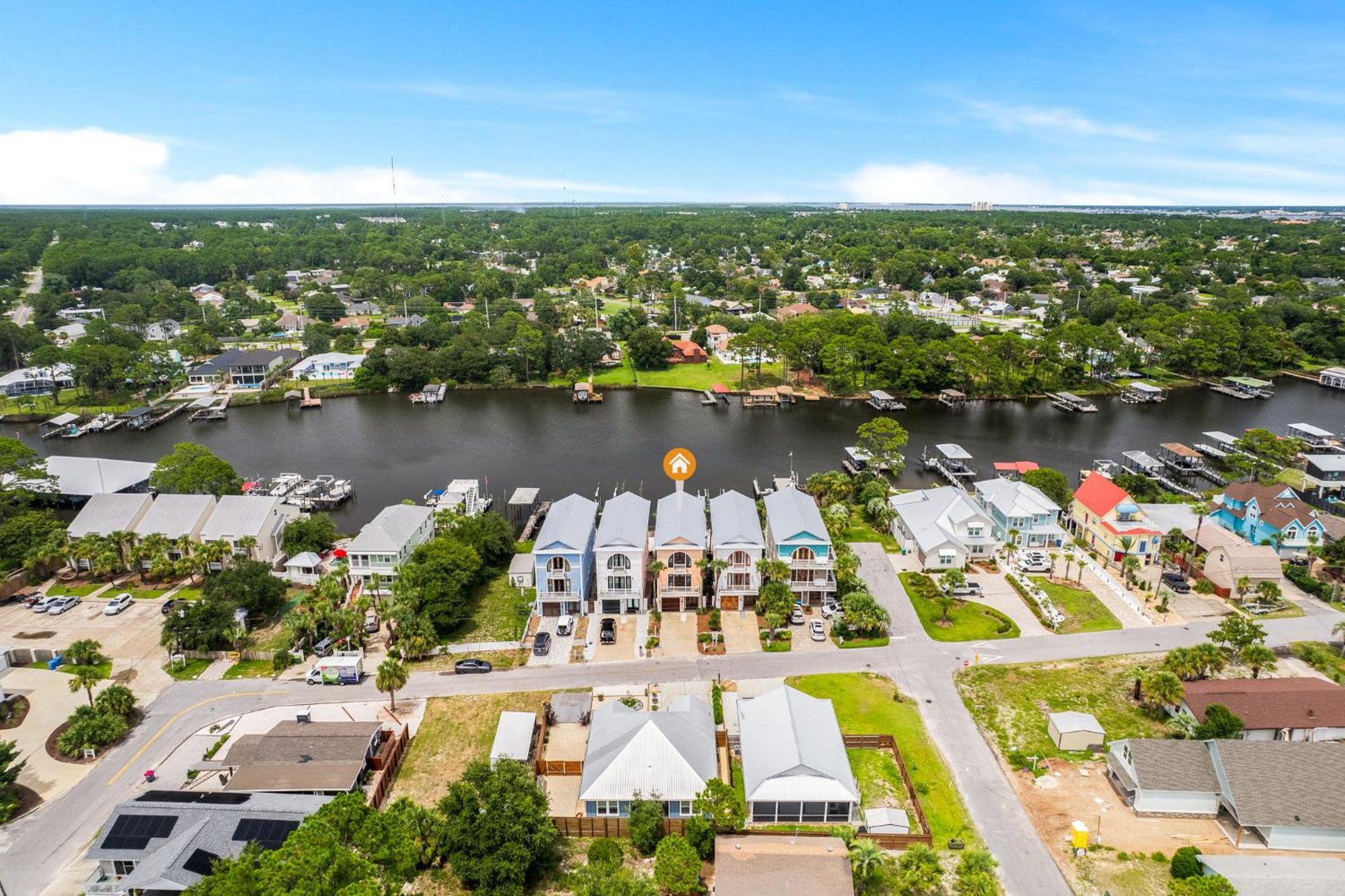 Bay Getaway! Bayfront 4br 4ba House Sleeps 12 Private Pool Boat Dock * Panama City Beach